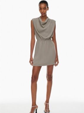 Aritzia Babaton Carter
Sleeveless Dress Sz S